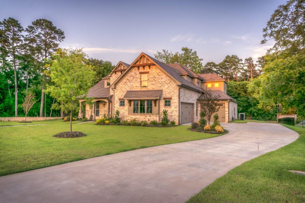 mulch projects to help your home sell